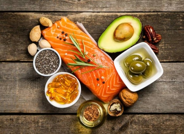Foods containing healthy fats and oils